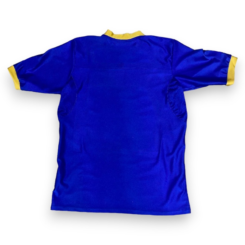 Jersey personalizado azul rey con vistas en dorado